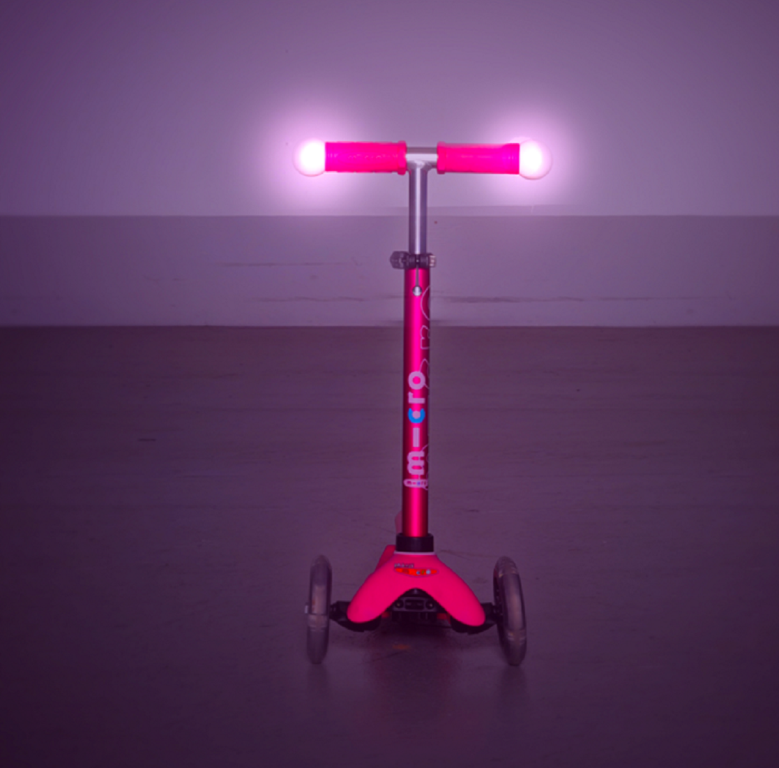 MICRO Mini Deluxe  Magic розовый LED (MMD130)