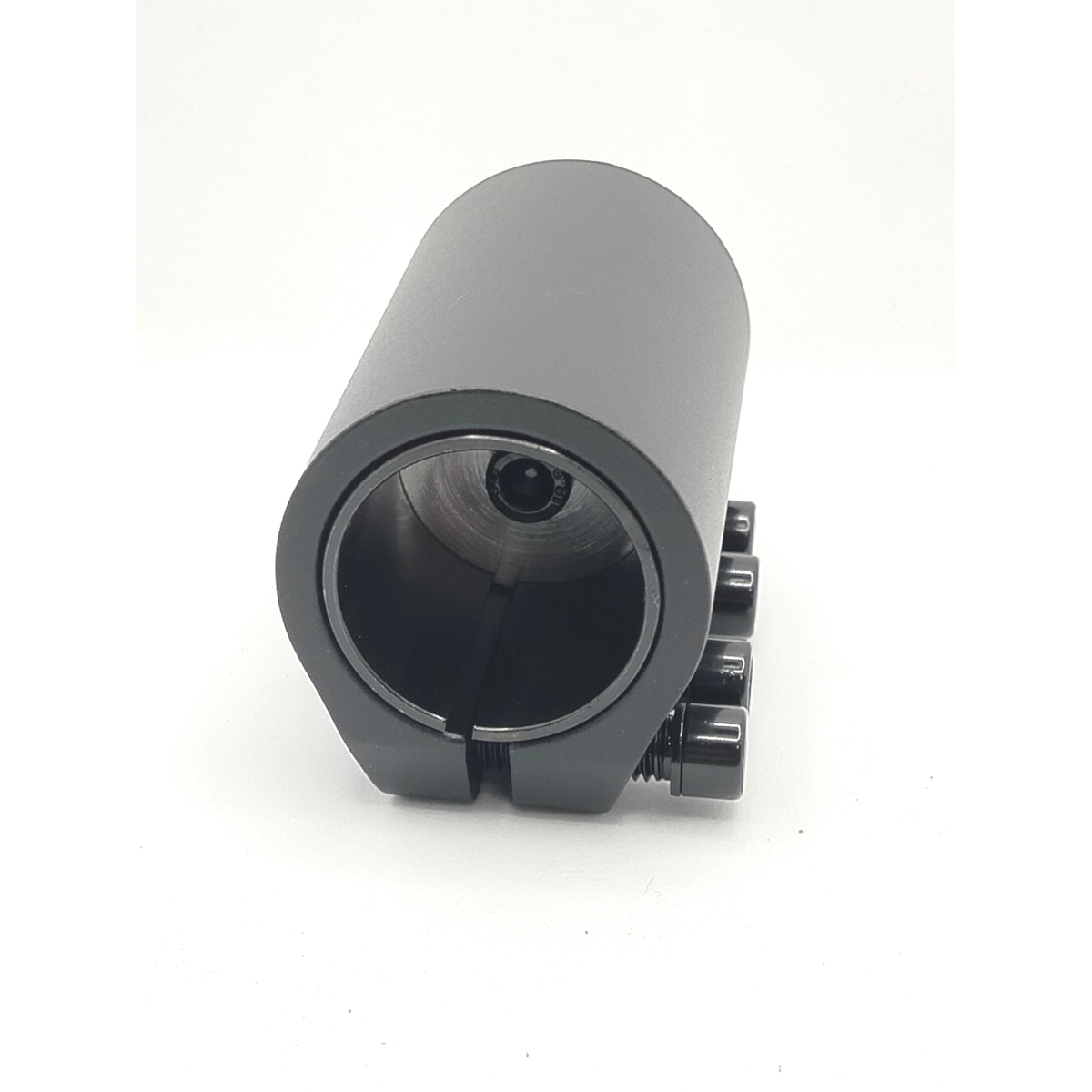 Хомут Fahrenheit 4 болта, SCS 31.8/34.9, черный (SC2207)