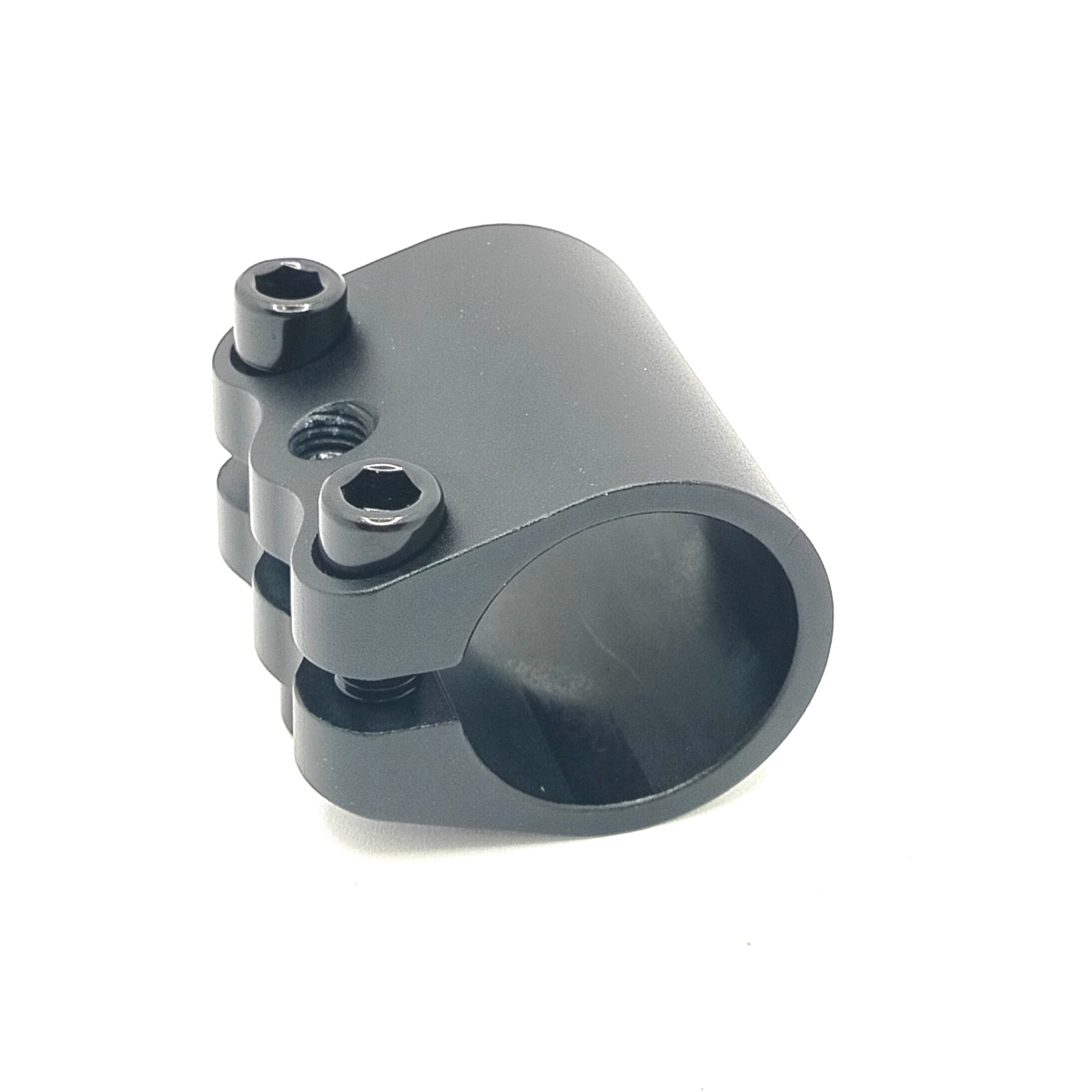 Хомут Fahrenheit 3 болта, IHC 31.8, черный (SC2204)