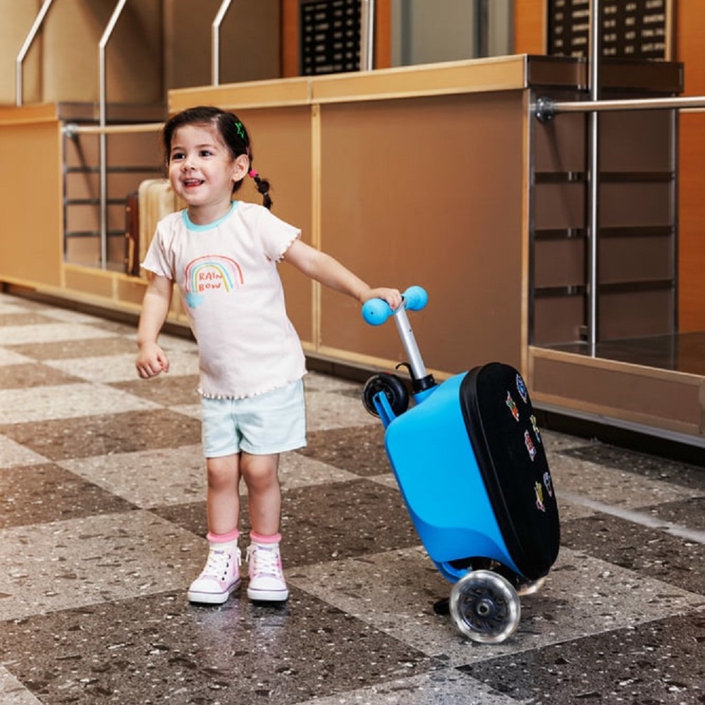 MICRO Чемокат Luggage Junior LED синий с наклейками (ML0036)